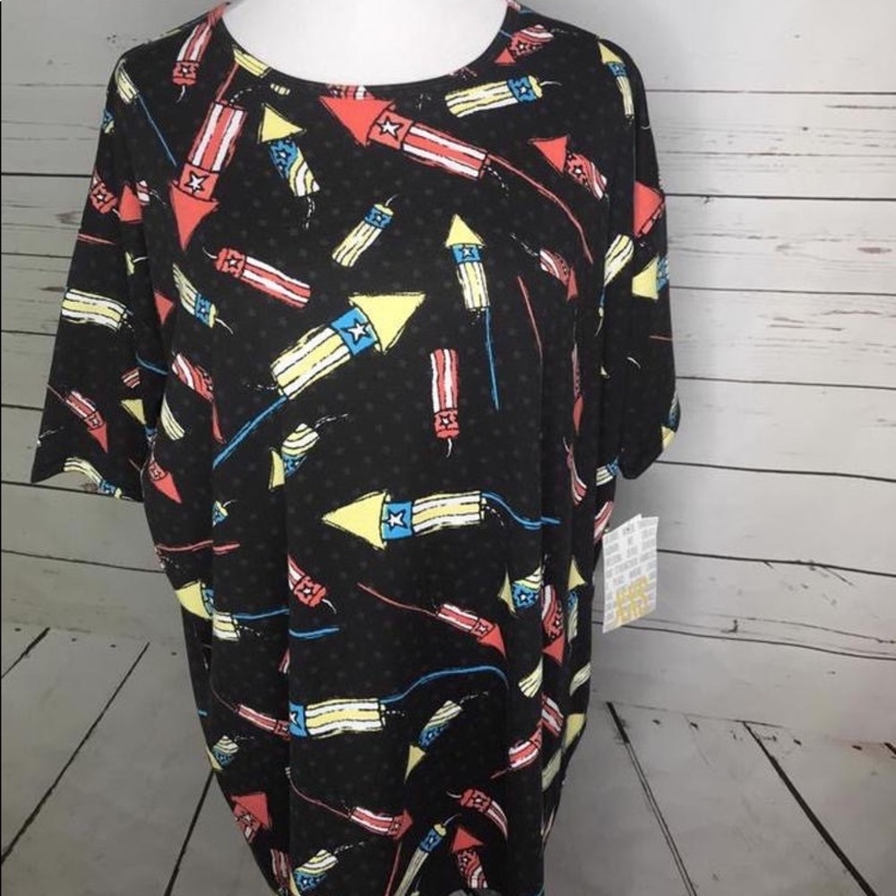 NWT Lularoe Irma Tunic